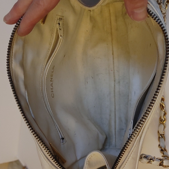VTG Chanel White Bag - Picture 3 of 16